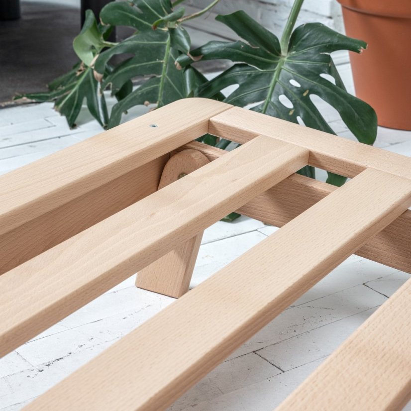 Layti 90x200 - Barva rámu: Buk - natural/čisté dřevo, Barva matrace: Grey, Typ futonu: Futon latex